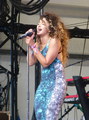 Ella Eyre