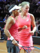 Raquel Atawo, Anna-Lena Grnefeld