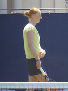 Alison Van Uytvanck