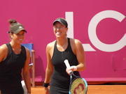 Desirae Krawczyk, Alexa Guarachi