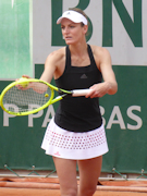 Xenia Knoll